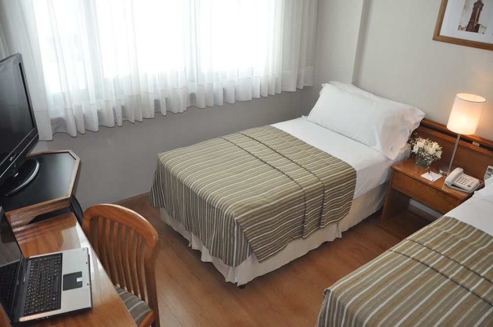Solans Carlton Hotel