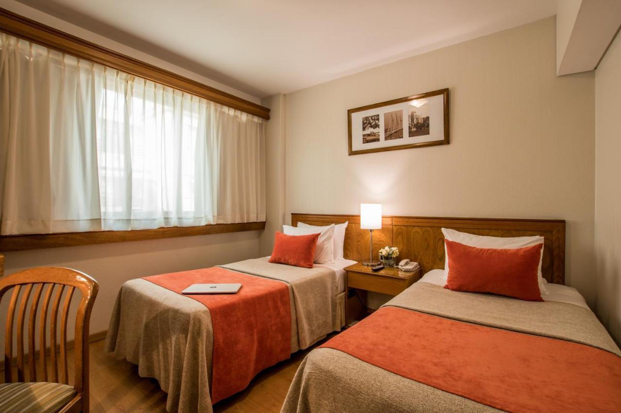 Hotel Solans Carlton